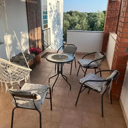 Near Pula Casa vacanze *