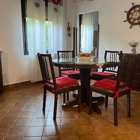 Σπίτι διακοπών Near Pula *